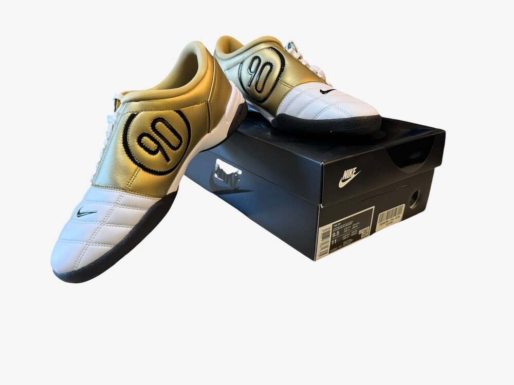 Nike Total 90 III SP White Metallic Gold HJ9351-101 Indoor Soccer Shoes - Picture 13 of 16